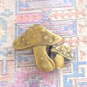 Vintage brass mushroom belt buckle